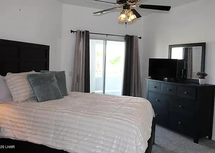 Desert Glam On The Golf Course Holiday home *