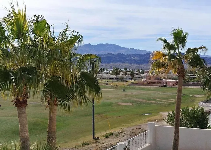Desert Glam On The Golf Course Holiday home Lake Havasu City