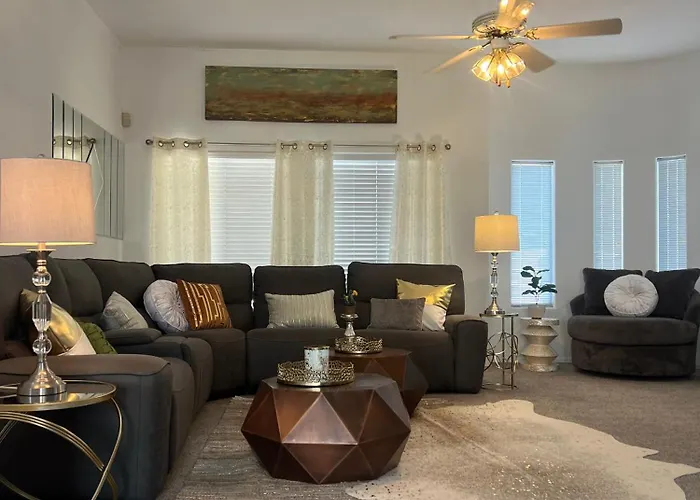 Desert Glam On The Golf Course Holiday home *